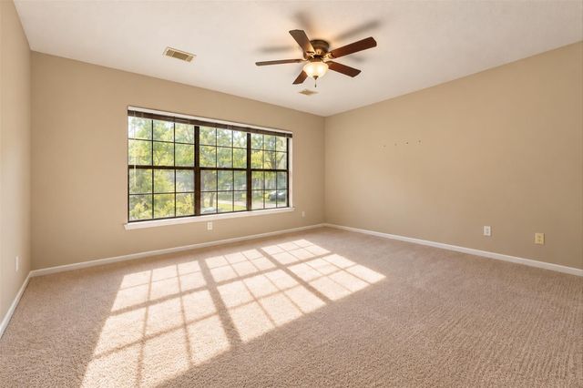 42 Thorn Berry Place, The Woodlands, TX 77381
