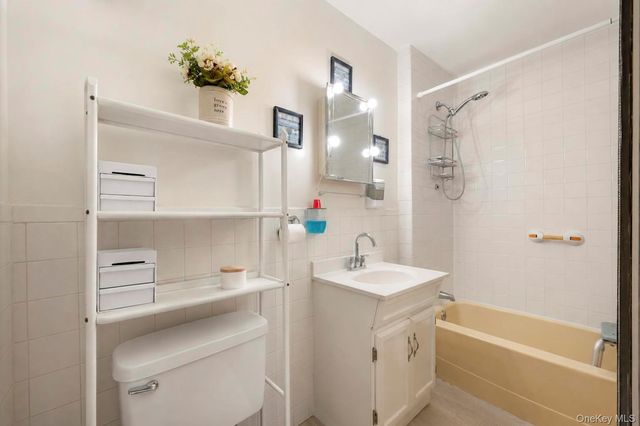 11705 145th Street, Jamaica, NY 11436