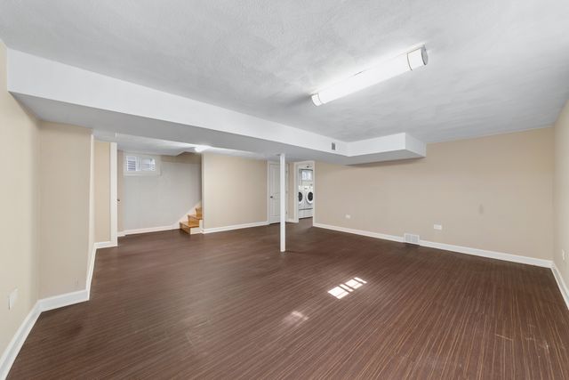 3518 W Main Street, Skokie, IL 60076