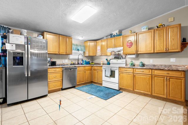 7911 Bailey Road, Connelly Springs, NC 26812