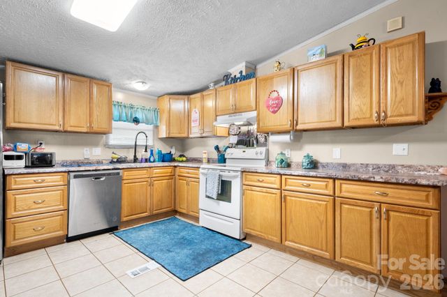 7911 Bailey Road, Connelly Springs, NC 26812