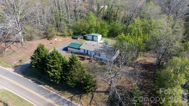 7911 Bailey Road, Connelly Springs, NC 26812
