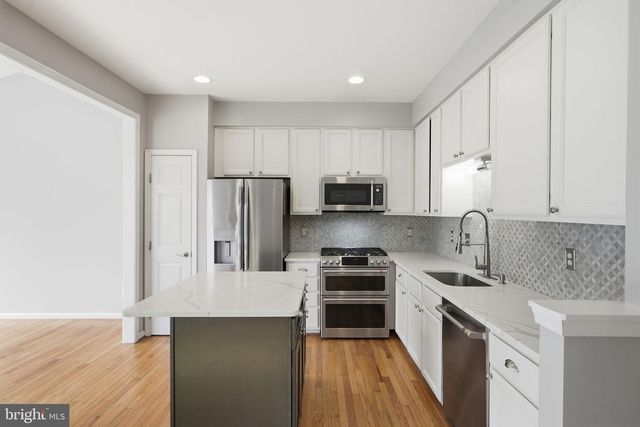 47456 SHARPSKIN ISLAND SQ, Sterling, VA 20165