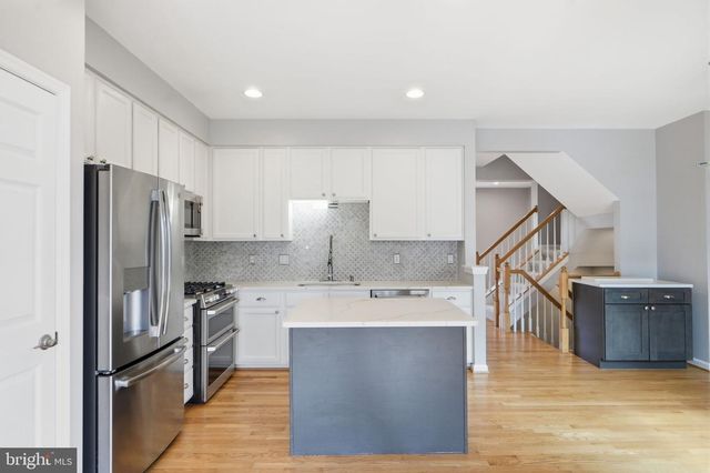 47456 SHARPSKIN ISLAND SQ, Sterling, VA 20165