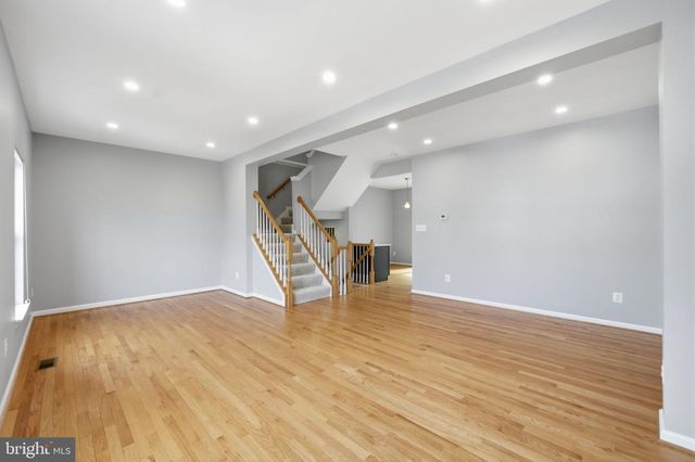 47456 SHARPSKIN ISLAND SQ, Sterling, VA 20165