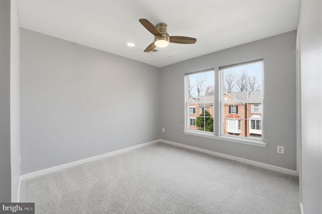 47456 SHARPSKIN ISLAND SQ, Sterling, VA 20165