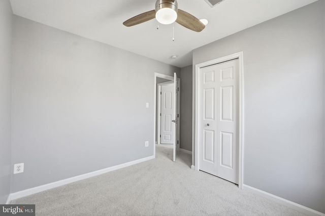 47456 SHARPSKIN ISLAND SQ, Sterling, VA 20165