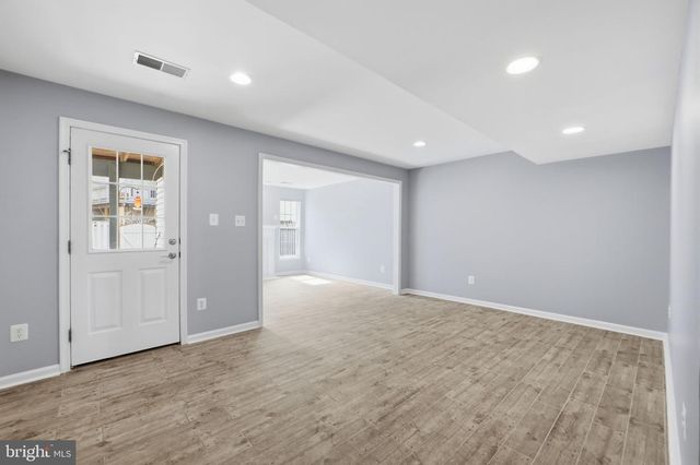 47456 SHARPSKIN ISLAND SQ, Sterling, VA 20165