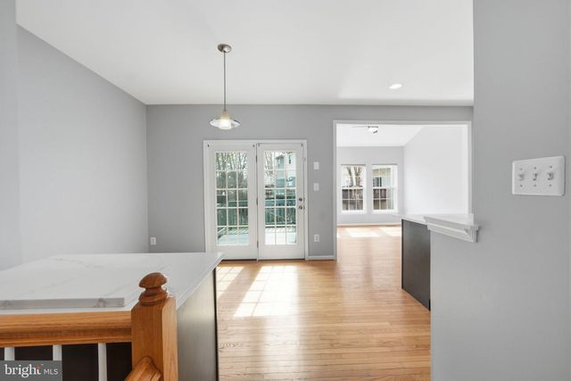 47456 SHARPSKIN ISLAND SQ, Sterling, VA 20165