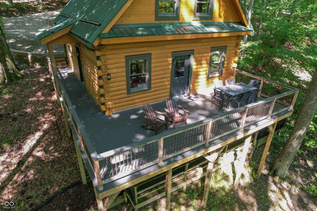 1575 Curly Shingles Road, Nashville, IN 47448