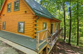 1575 Curly Shingles Road, Nashville, IN 47448