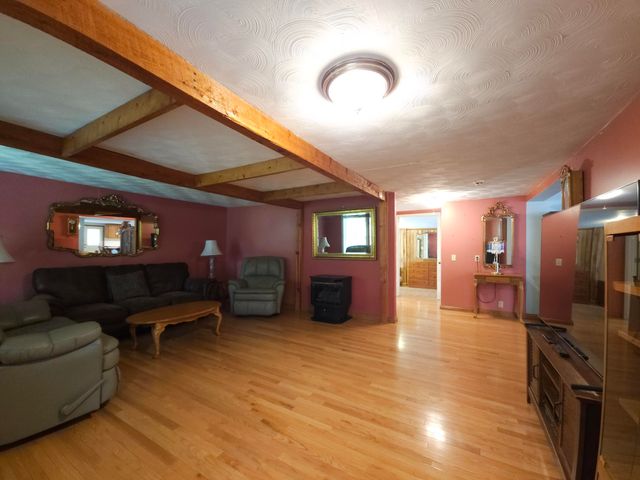 319 Camp Judy Lane, Wellington, KY 40387