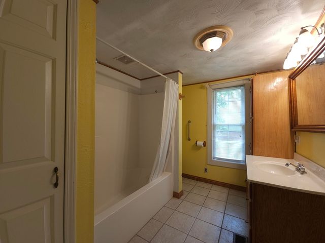 319 Camp Judy Lane, Wellington, KY 40387