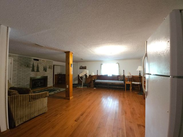 319 Camp Judy Lane, Wellington, KY 40387