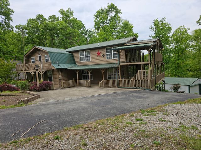 319 Camp Judy Lane, Wellington, KY 40387