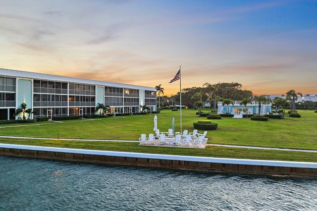 100 Waterway Road E305, Tequesta, FL 33469