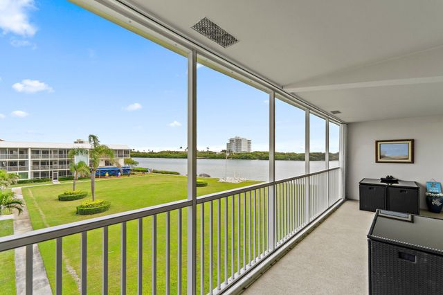 100 Waterway Road E305, Tequesta, FL 33469
