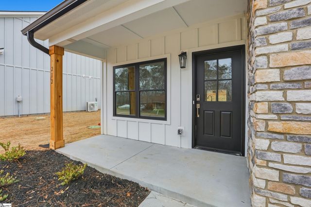 212 Giles Street, Anderson, SC 29621