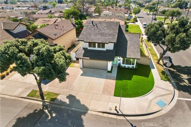 9602 Ives, Bellflower, CA 90706