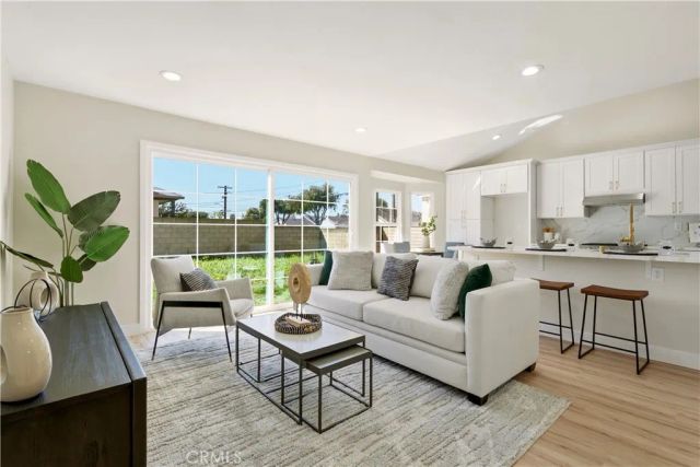 9602 Ives, Bellflower, CA 90706