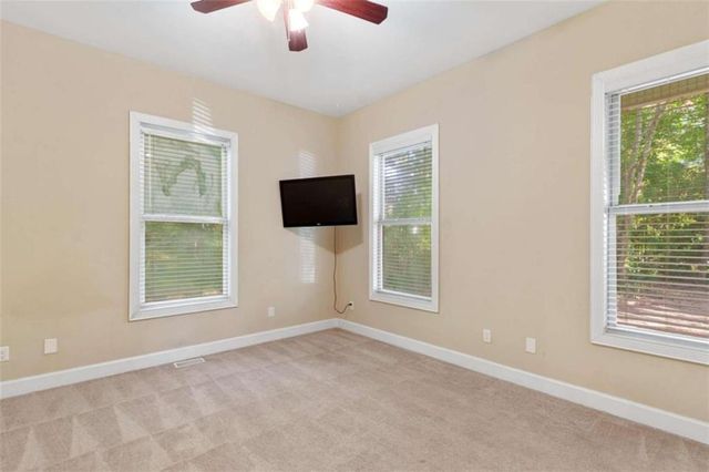 615 New Hope Road, Fayetteville, GA 30214