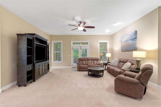 615 New Hope Road, Fayetteville, GA 30214