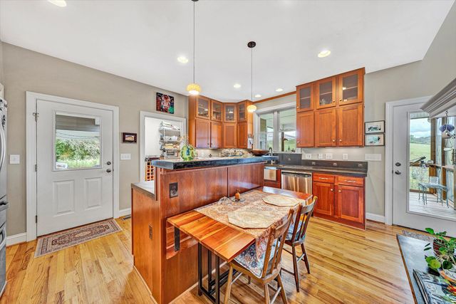 84 GREEN LEVEL RD, Boones Mill, VA 24065