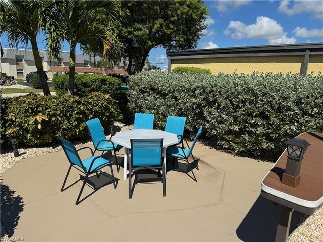 4109 SE 19th AVE # 207, Cape Coral, FL 33904