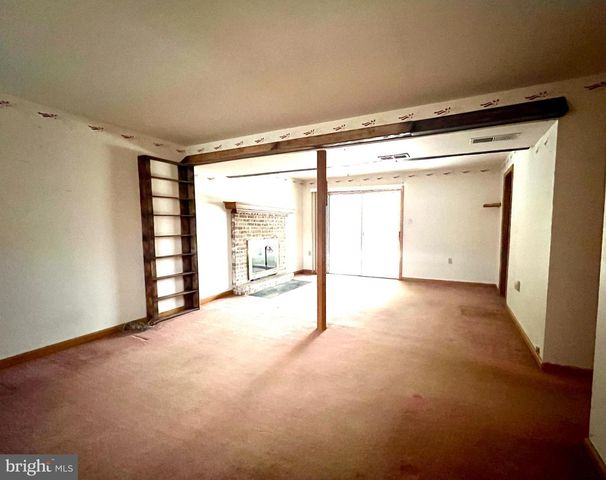 551 CHRISTOPHER DR, Wernersville, PA 19565