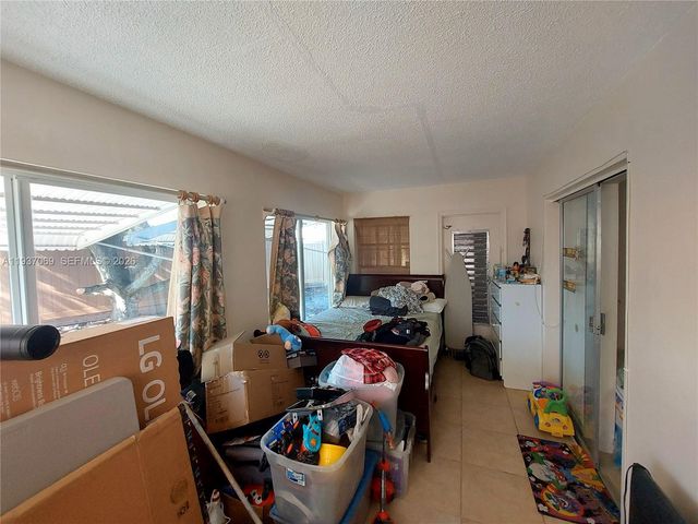 4571 NW 19th Way, Tamarac, FL 33309