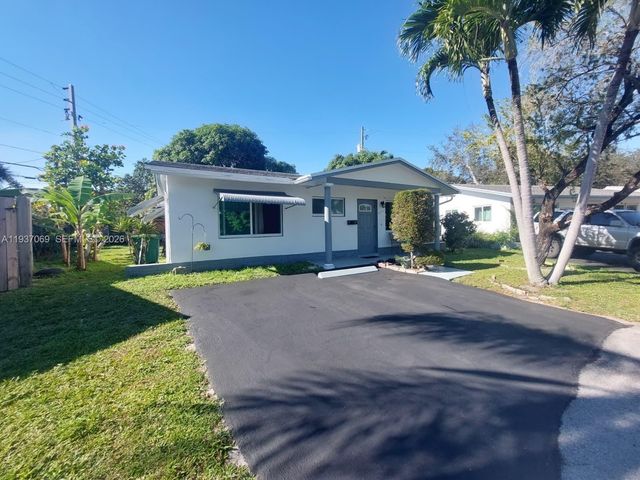 4571 NW 19th Way, Tamarac, FL 33309