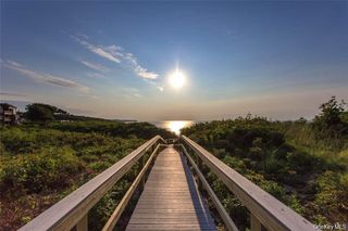 3105 Bluffs Drive S, Baiting Hollow, NY 11933