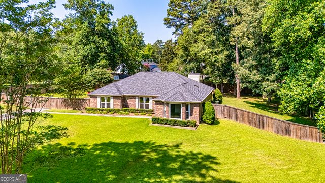 110 Birch Court, Fayetteville, GA 30214