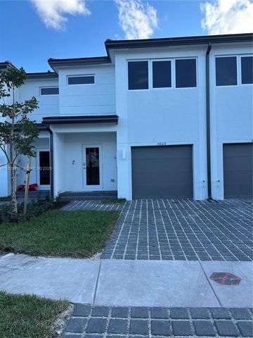 5020 SW 37th St, Pembroke Park, FL 33023