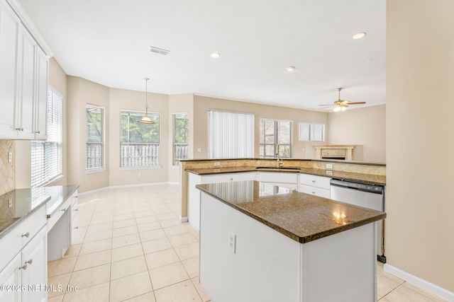 1896 BLUEBONNET Way, Fleming Island, FL 32003