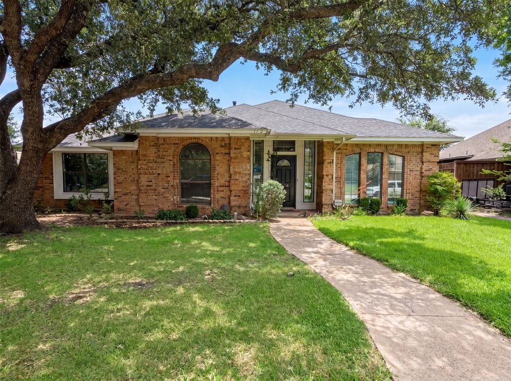 6712 Coach House Lane, Plano, TX 75023