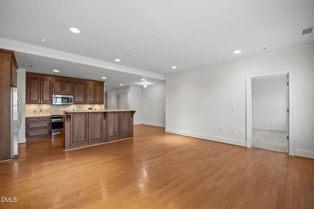 710 Independence Place 508, Raleigh, NC 27603