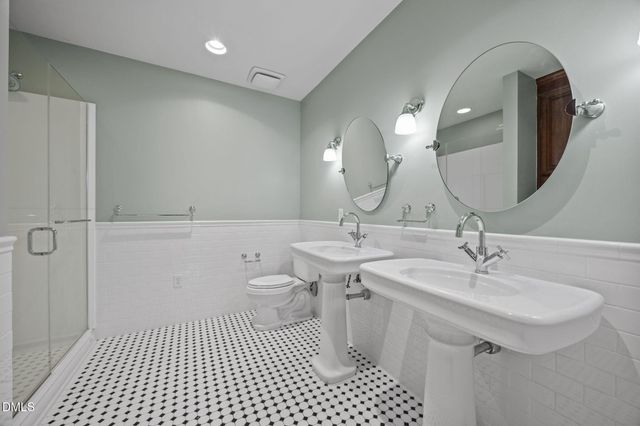 710 Independence Place 508, Raleigh, NC 27603