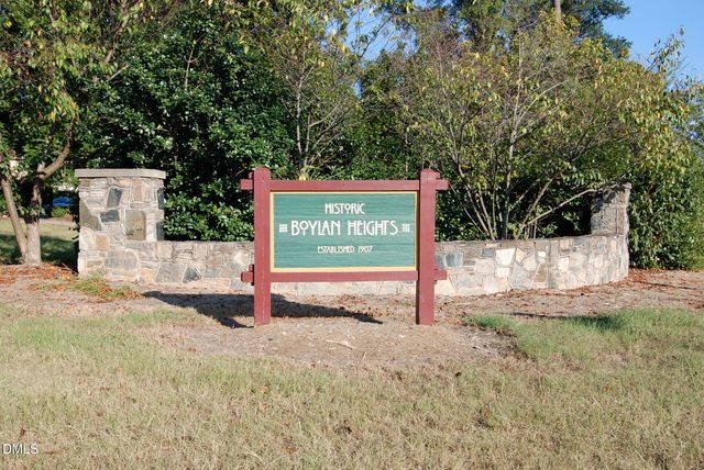 710 Independence Place 508, Raleigh, NC 27603