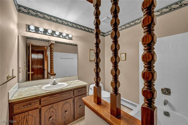 14985 Camden Circle, Strongsville, OH 44136