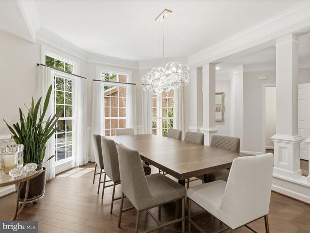 10090 COVER PL, Fairfax, VA 22030
