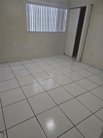 5100 SW 41st St 108, Pembroke Park, FL 33023