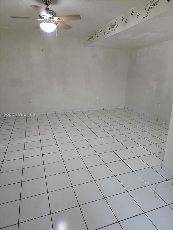 5100 SW 41st St 108, Pembroke Park, FL 33023