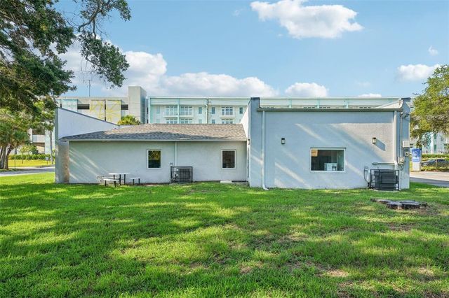 3209 30TH AVENUE S, St Petersburg, FL 33712