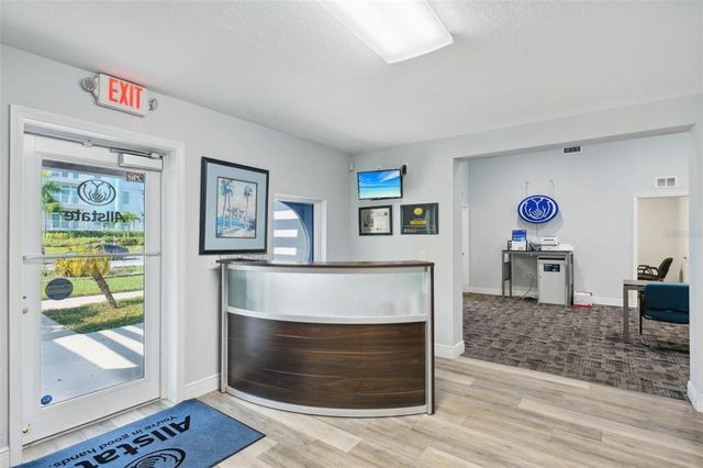 3209 30TH AVENUE S, St Petersburg, FL 33712