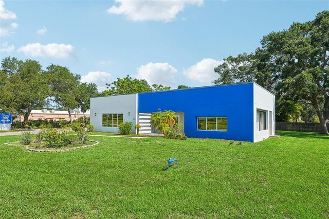 3209 30TH AVENUE S, St Petersburg, FL 33712