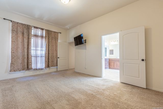 2133 RANGE RD, Seguin, TX 78155