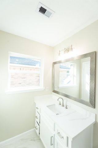 2902 Mulberry Lane, Pasadena, TX 77502