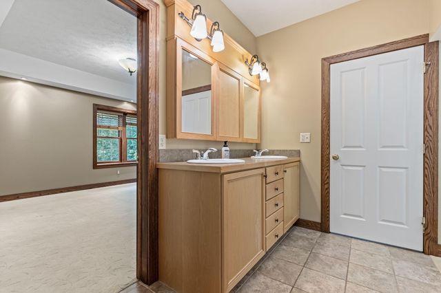 11981 Morel Road, Grand Haven, MI 49417