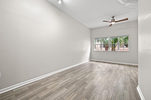 2402 W AZEELE STREET 431, Tampa, FL 33609